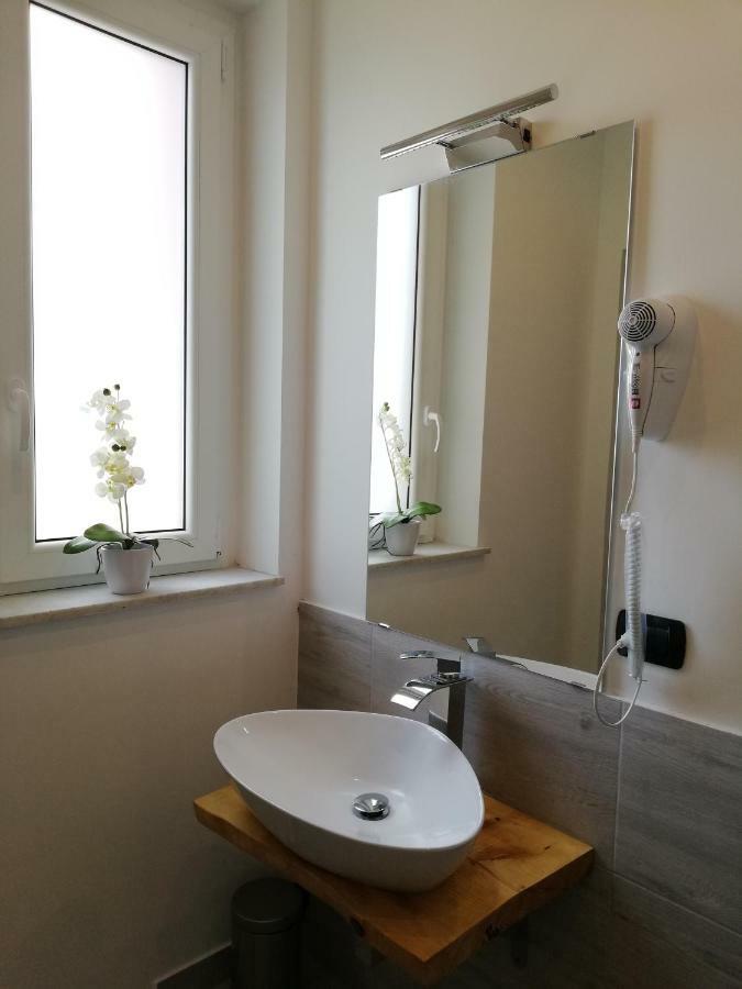 Up&B Rooms Catania Маскалуча Экстерьер фото