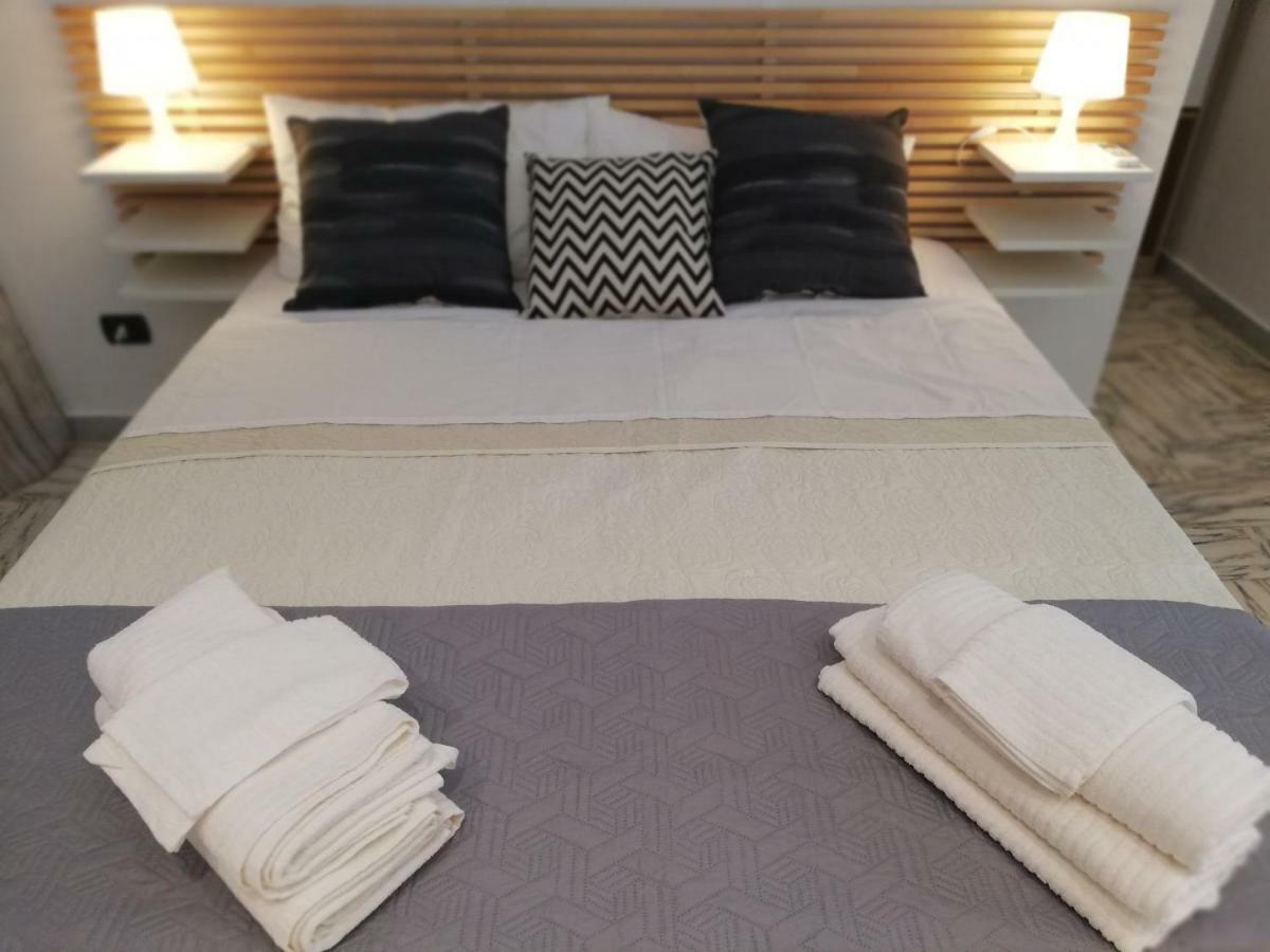 Up&B Rooms Catania Маскалуча Экстерьер фото