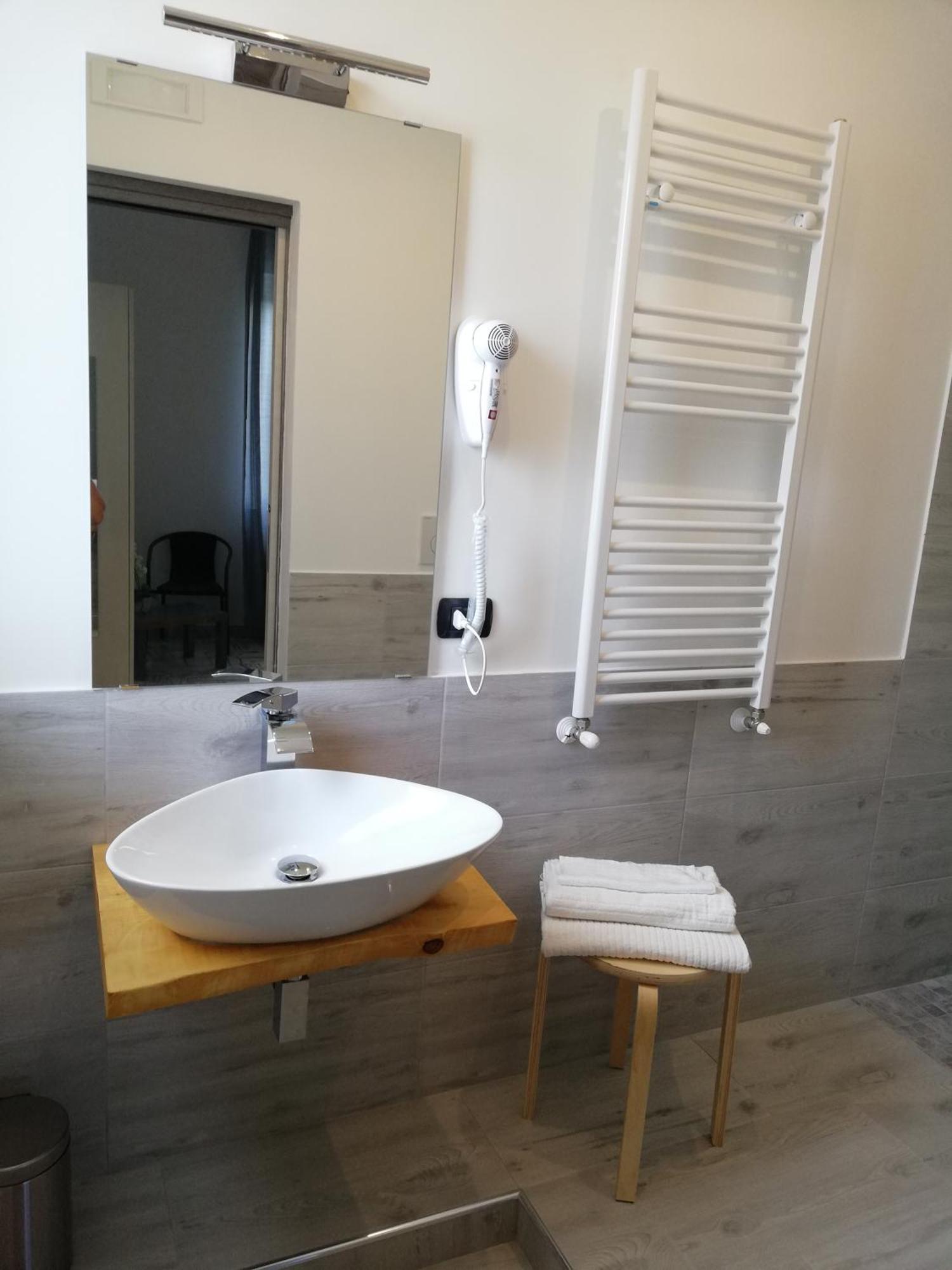Up&B Rooms Catania Маскалуча Экстерьер фото